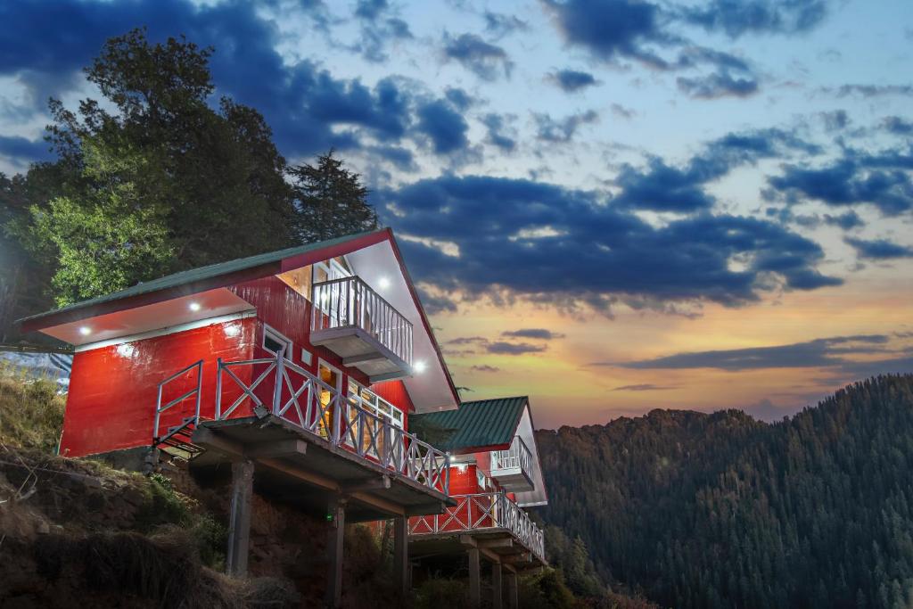 Nesta Narkanda Moonwake Cottages, Shimla Photo - 0
