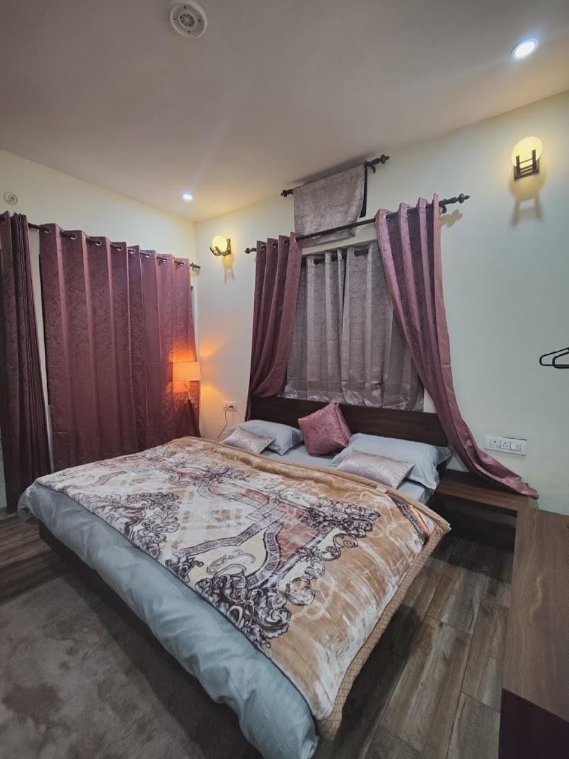 Starting @ 7,400 Per person Premium Accommodation – fro Rishikesh to Chopta Photo - 1