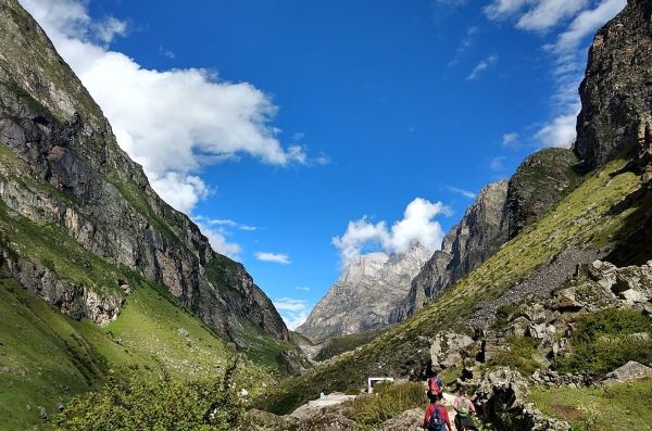 Satopanth Lake Trek, Uttarakhand Photo - 6