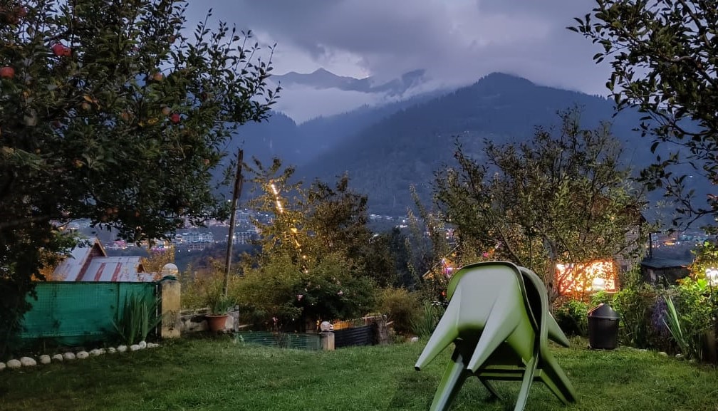 Heavenly Daze Cottage, Manali Photo - 8
