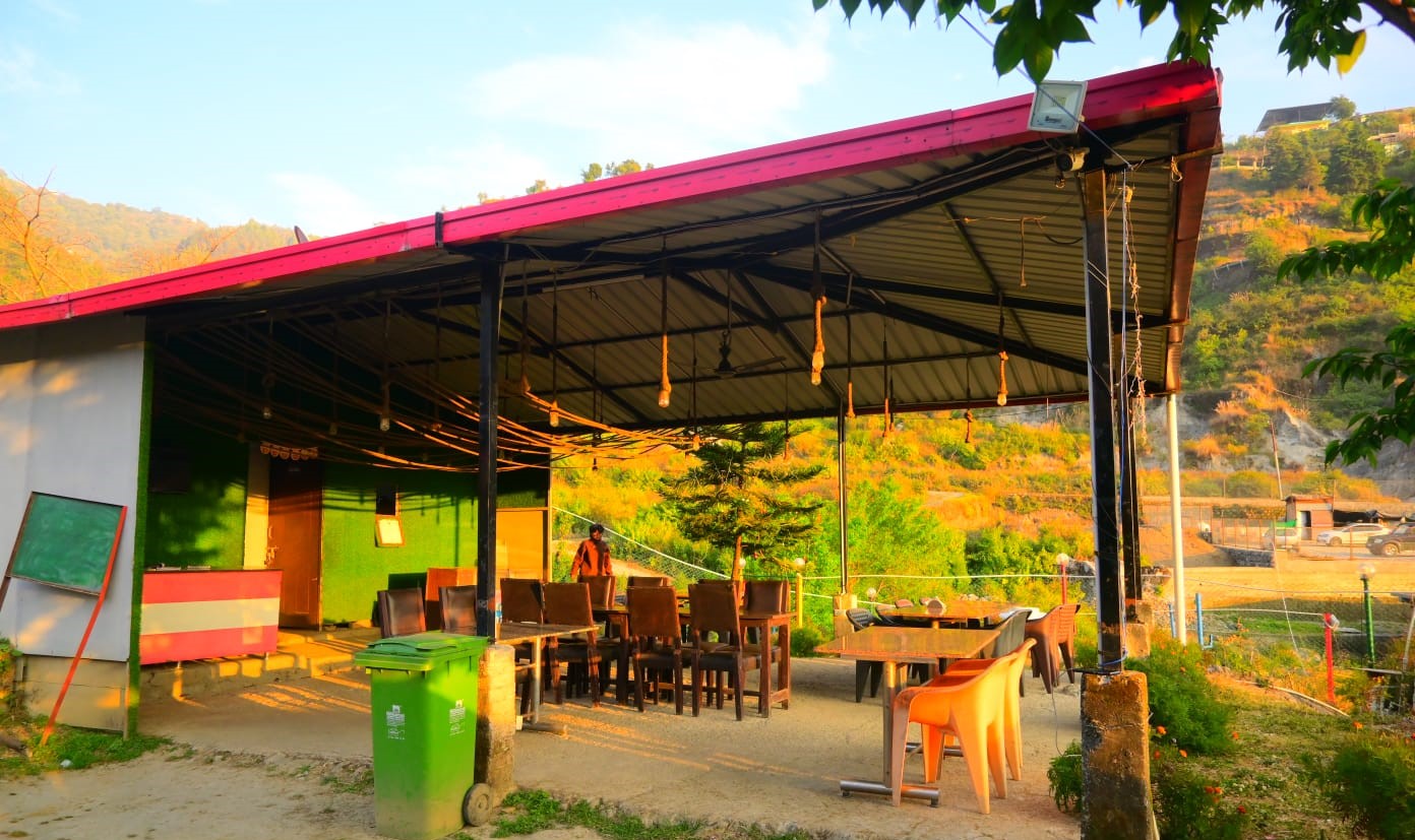 Yao Base Camps, Bhatta Fall Photo - 7