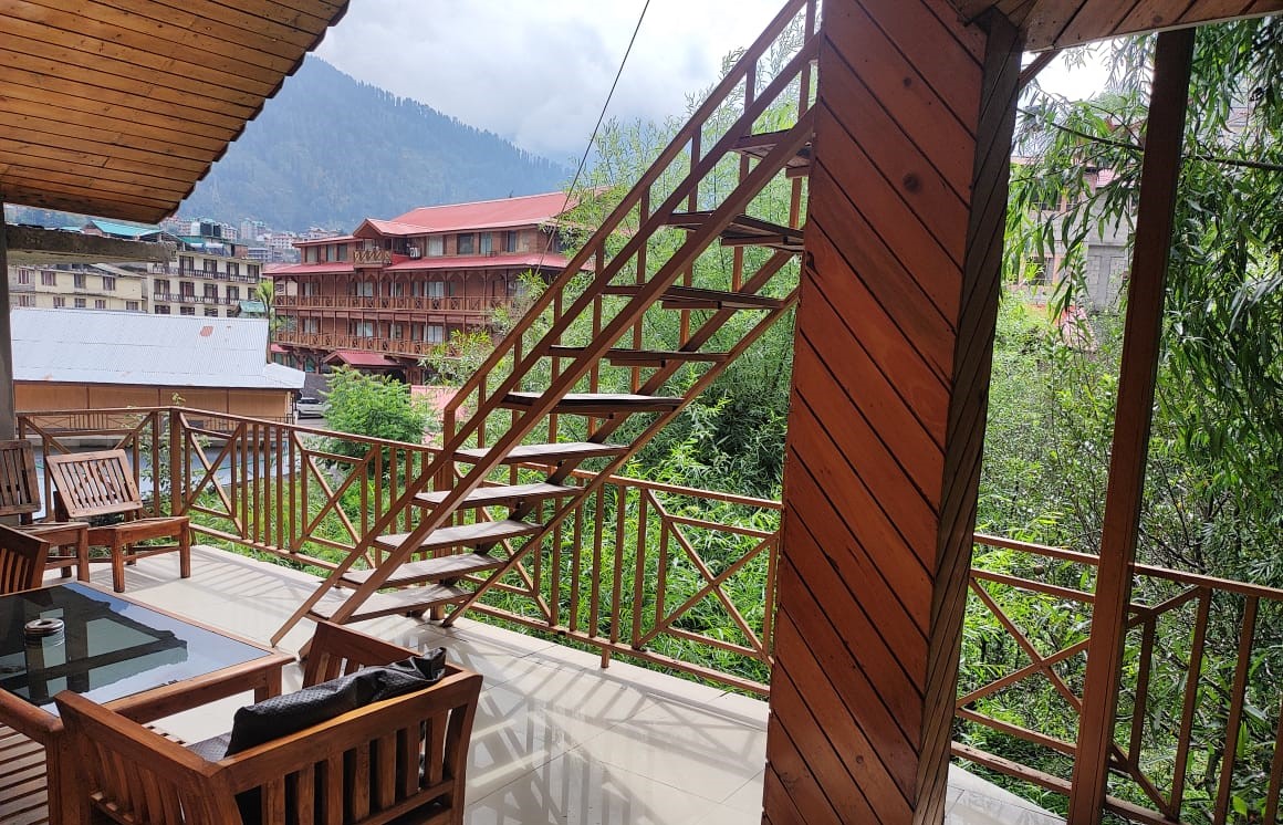 Hotel Himalayan Villa, Manali Photo - 13