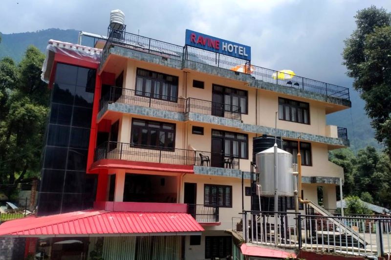 Ravine Hotel and Restaurant, Bhagsunag Photo - 4