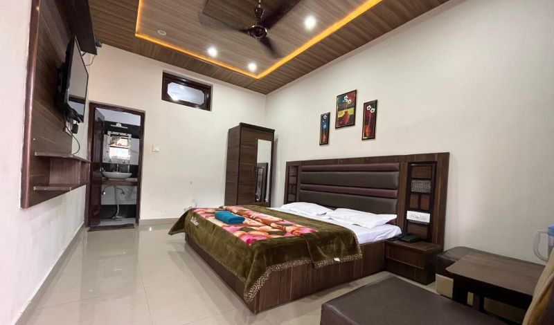 Hotel Sahara Inn, Dalhousie Photo - 1